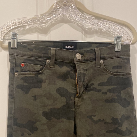 Camo Print Hudson jeans - Picture 2 of 4